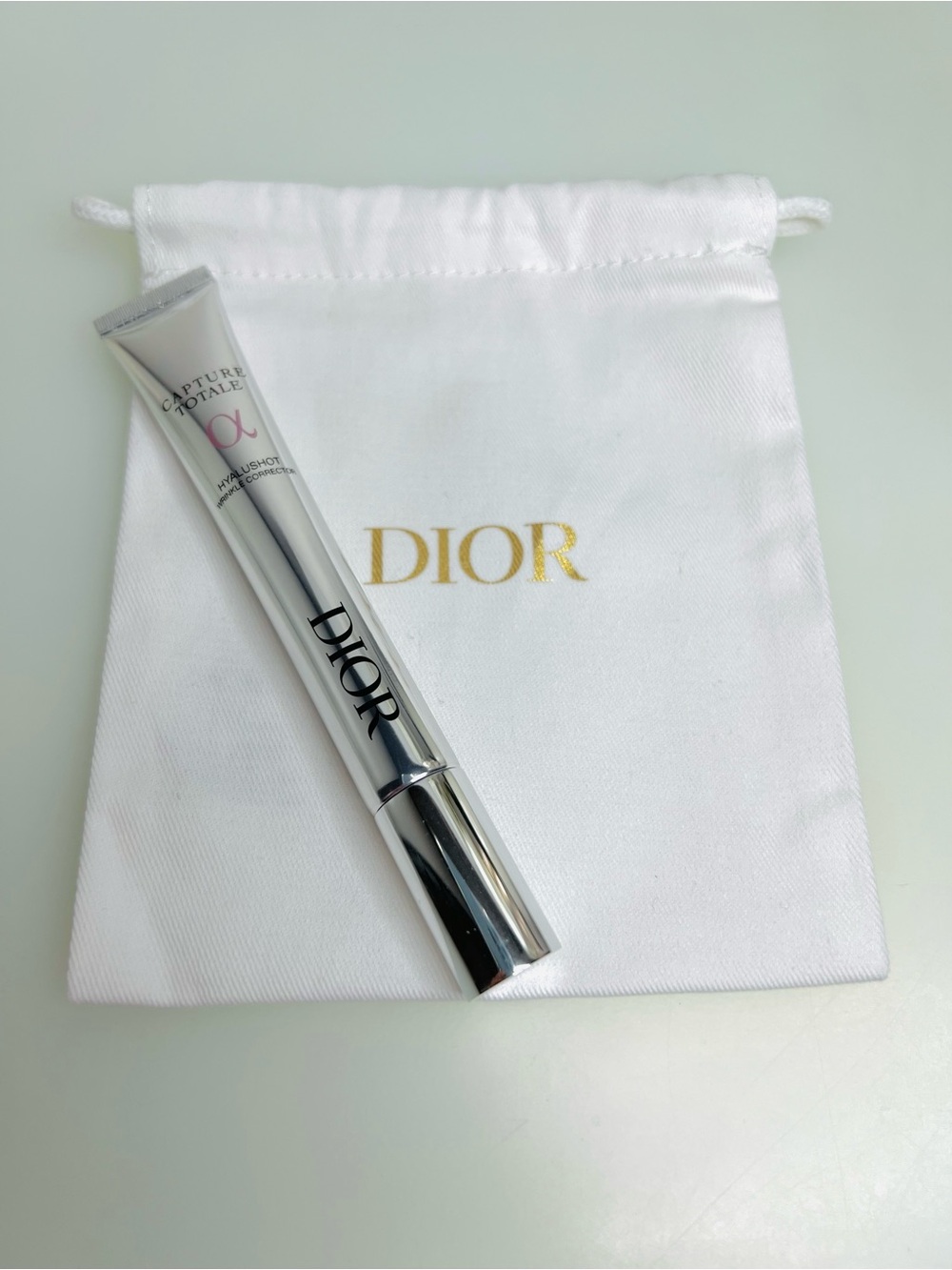 🌸Dior Capture Totale Hyalushot Hyaluronic Acid Wrinkle Corrector Full size 15ml🌸